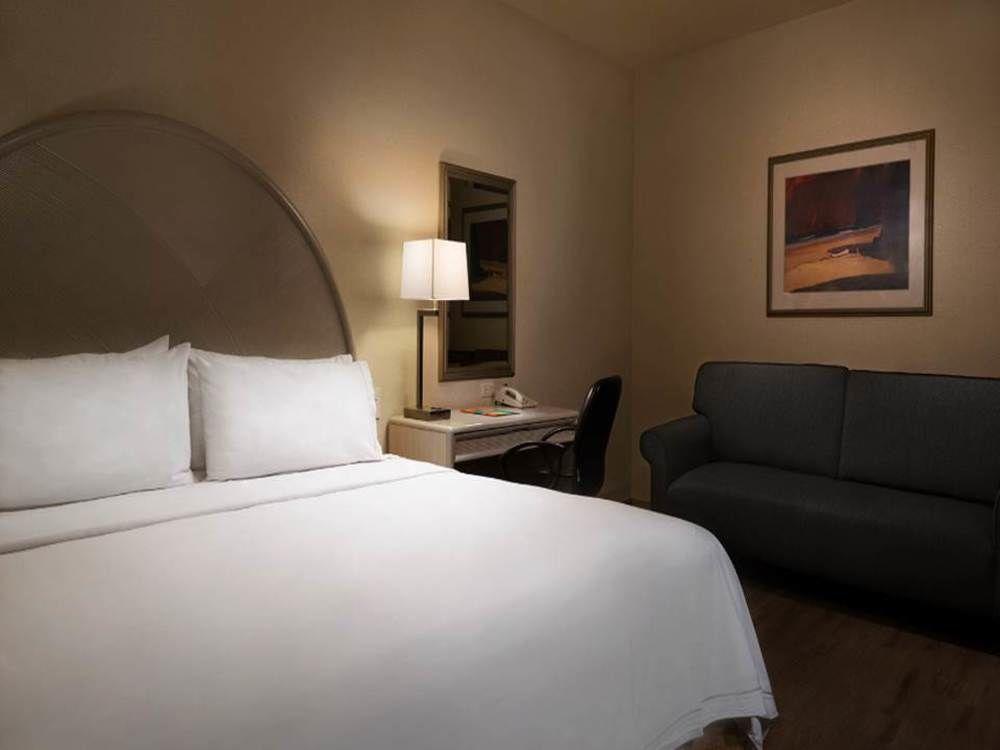 Holiday Inn Express Monterrey Galerias-San Jeronimo By Ihg Eksteriør billede