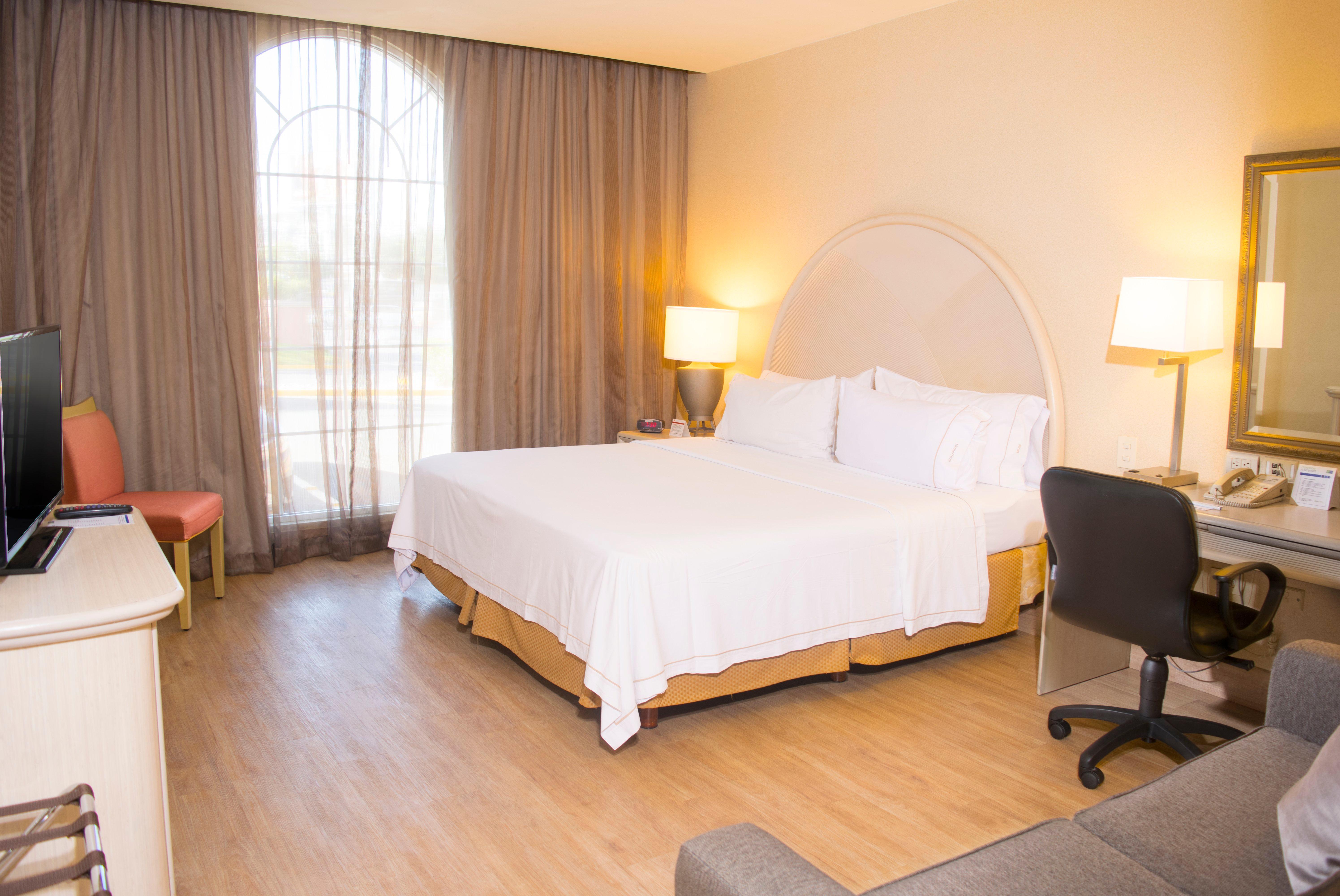 Holiday Inn Express Monterrey Galerias-San Jeronimo By Ihg Eksteriør billede