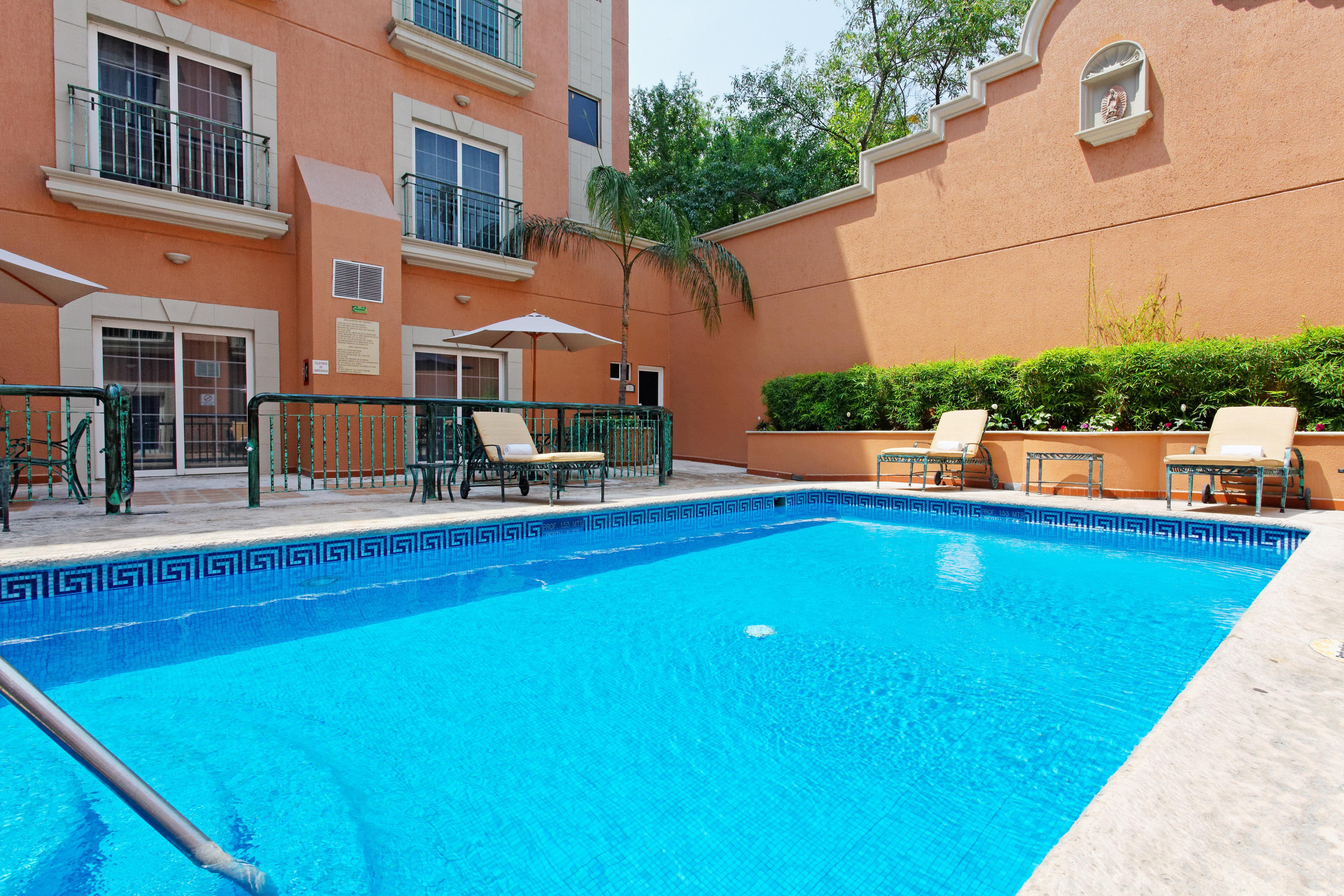 Holiday Inn Express Monterrey Galerias-San Jeronimo By Ihg Eksteriør billede
