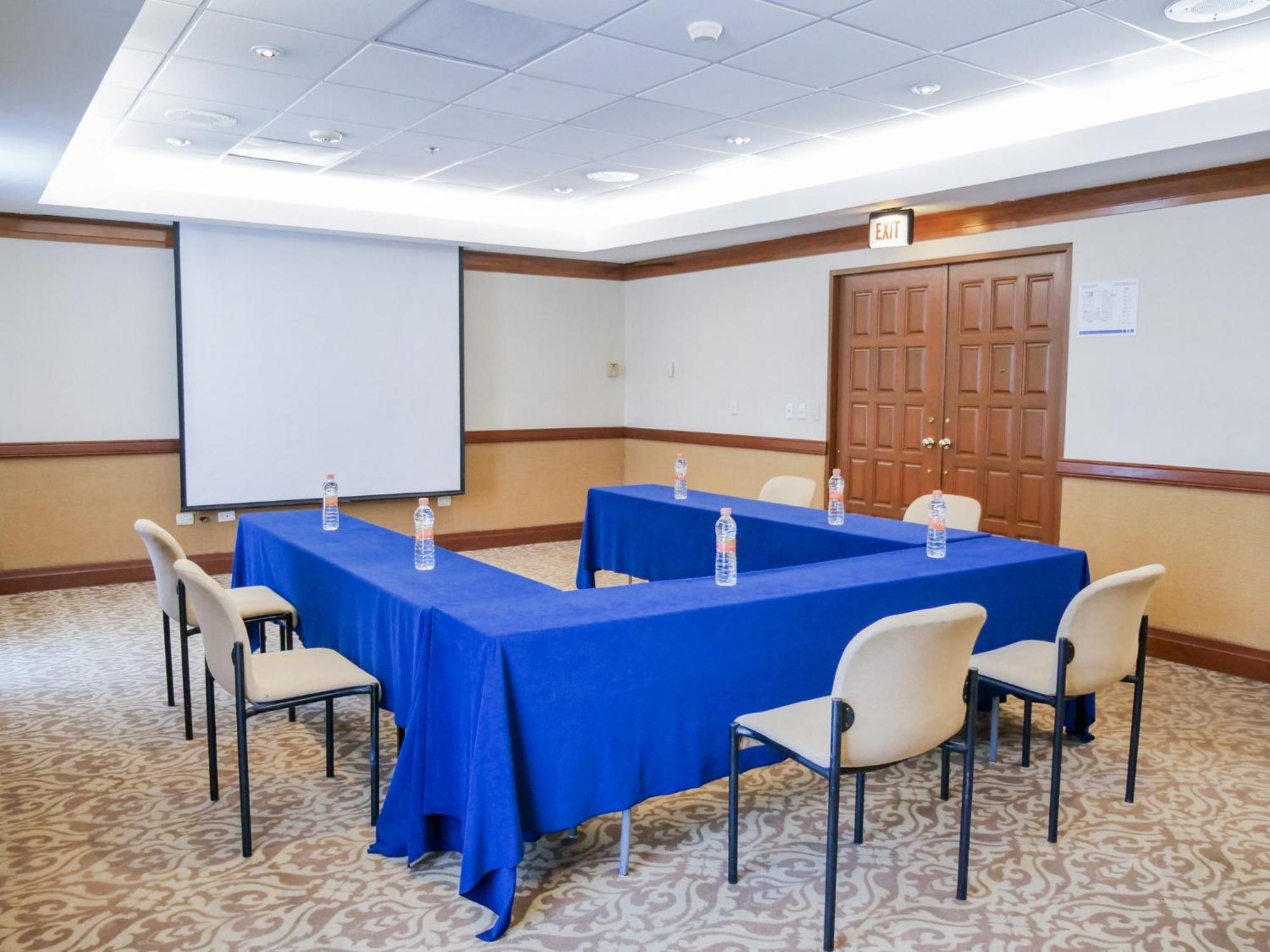 Holiday Inn Express Monterrey Galerias-San Jeronimo By Ihg Eksteriør billede
